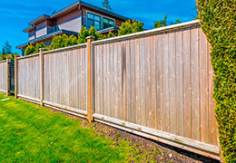 Wooden fences: types, features, pros and cons